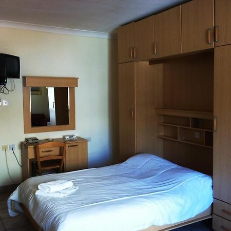 Clover Holiday Complex Qawra Phòng bức ảnh