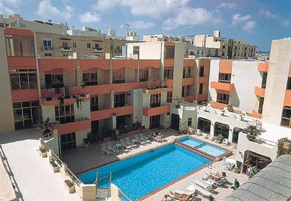 Clover Holiday Complex Qawra Ngoại thất bức ảnh