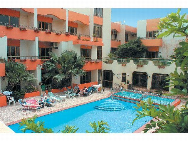 Clover Holiday Complex Qawra Ngoại thất bức ảnh